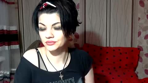 black_hot_01 online show from 01.15.25