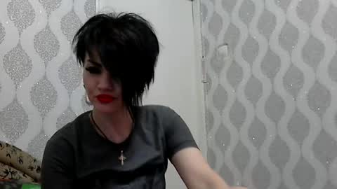 black_hot_01 online show from 02.12.25