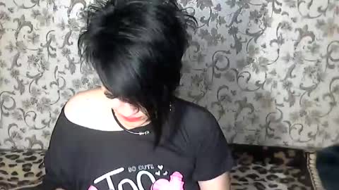 black_hot_01 online show from 09.08.25