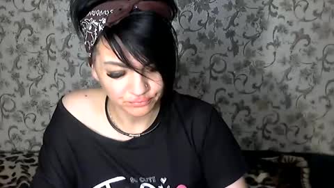 black_hot_01 online show from 09.11.25