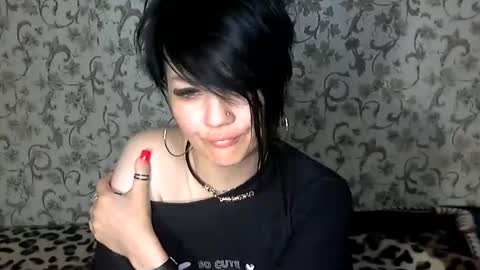 black_hot_01 online show from 09.19.25