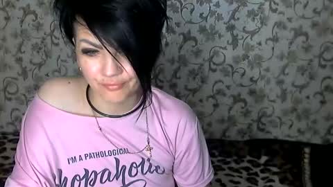 black_hot_01 online show from 09.28.25