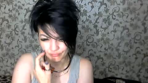 black_hot_01 online show from 10.14.25