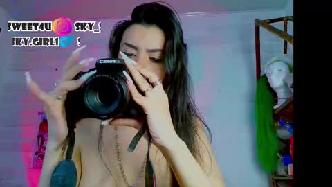 Snapshot of black_lady_05 chatting on 03.02.26 millie online show from 03.02.26