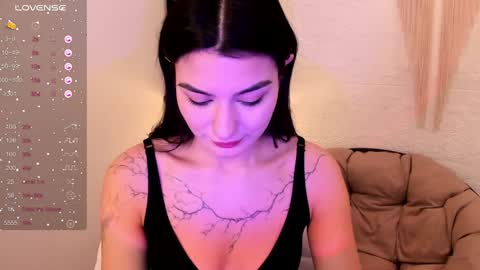 Snapshot of black_pant3r chatting on 01.17.25 Mon Mon online show from 01.17.25