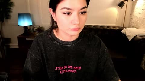 Snapshot of black_pant3r chatting on 09.19.25 Mon Mon online show from 09.19.25