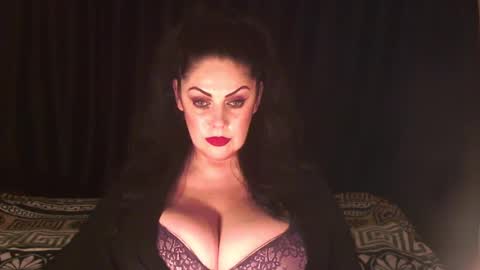 Sarah online show from 02.11.25