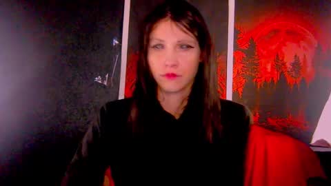 Snapshot of black_sswan chatting on 11.05.25 Kristin online show from 11.05.25