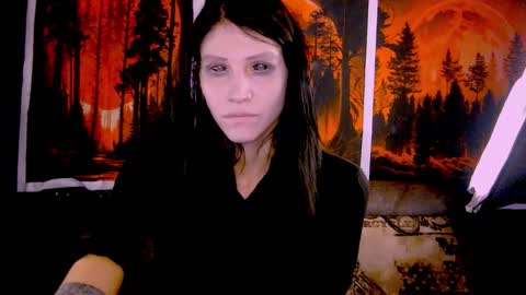 Snapshot of black_sswan chatting on 11.25.25 Kristin online show from 11.25.25