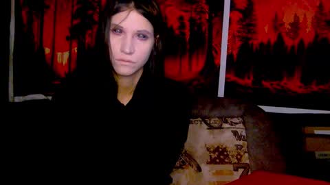 Snapshot of black_sswan chatting on 12.14.25 Kristin online show from 12.14.25