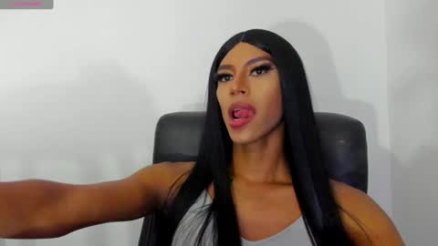 Nina online show from 01.12.25