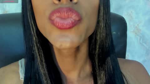 Nina online show from 01.16.25