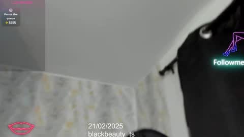 Nina online show from 02.21.25