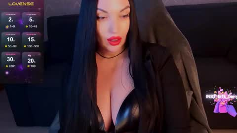 Snapshot of blackberry_star chatting on 11.14.25 blackberry_star online show from 11.14.25