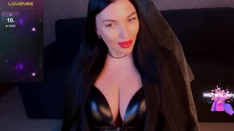 Snapshot of blackberry_star chatting on 11.15.25 blackberry_star online show from 11.15.25