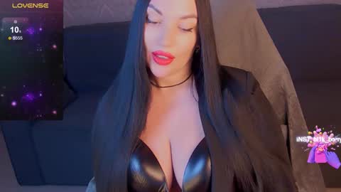 Snapshot of blackberry_star chatting on 11.23.25 blackberry_star online show from 11.23.25