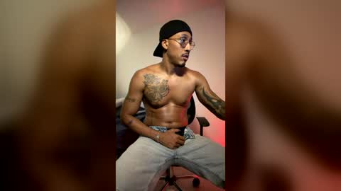 Snapshot of blackboy2874 chatting on 06.22.26 DWAYNE BELL online show from 06.22.26