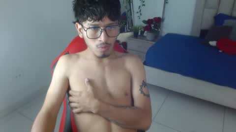 Snapshot of blackfox_desire chatting on 06.18.26 mateo online show from 06.18.26