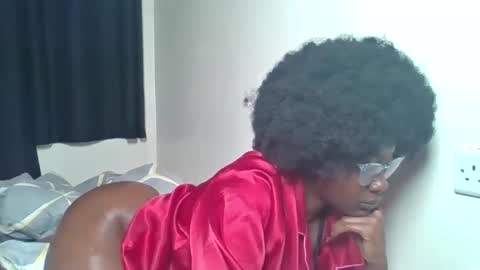 Snapshot of blackprincess25 chatting on 03.23.26 Lorraine online show from 03.23.26