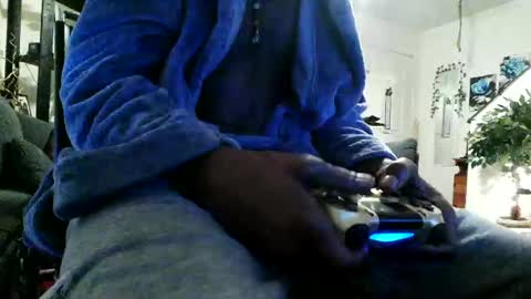 Snapshot of blackriches96 chatting on 11.30.25 blackriches96 online show from 11.30.25