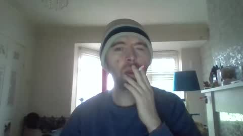 Snapshot of blackvswhite2022 chatting on 02.08.25 blackvswhite2022 online show from 02.08.25