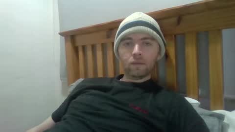 Snapshot of blackvswhite2022 chatting on 02.10.25 blackvswhite2022 online show from 02.10.25