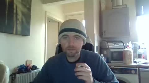 Snapshot of blackvswhite2022 chatting on 02.19.25 blackvswhite2022 online show from 02.19.25