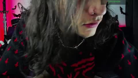 Snapshot of blackwolf_6 chatting on 11.27.25 Dave online show from 11.27.25