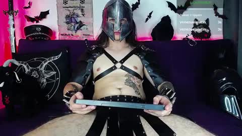 Snapshot of blackwolf_6 chatting on 11.28.25 Dave online show from 11.28.25