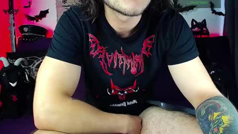 Snapshot of blackwolf_6 chatting on 12.14.25 Dave online show from 12.14.25