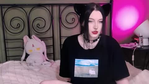 blacky_tea online show from 10.31.25