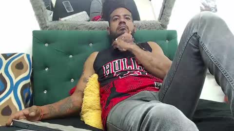 Snapshot of blade_foxx chatting on 01.06.25 Richard online show from 01.06.25