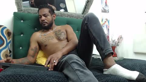 Snapshot of blade_foxx chatting on 01.24.25 Richard online show from 01.24.25