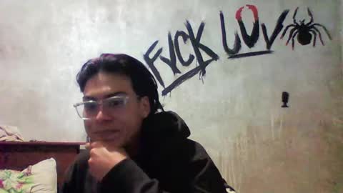 Snapshot of blade_sensual chatting on 11.20.25 blade_sensual online show from 11.20.25