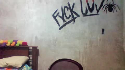 Snapshot of blade_sensual chatting on 12.16.25 blade_sensual online show from 12.16.25