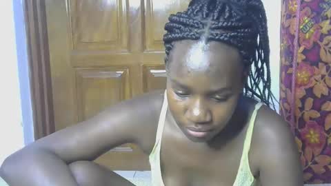 VIVIAN online show from 10.13.25