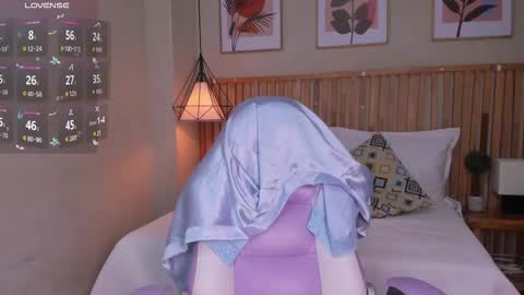 blaiir_moon online show from 11.04.25