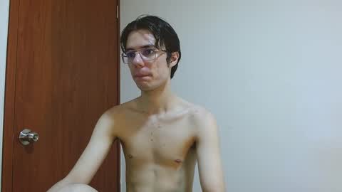 Snapshot of blakeshatter chatting on 12.27.24 blakeshatter online show from 12.27.24