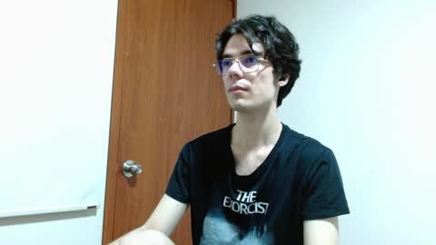 Snapshot of blakeshatter chatting on 01.05.25 blakeshatter online show from 01.05.25