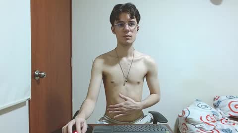 Snapshot of blakeshatter chatting on 01.12.25 blakeshatter online show from 01.12.25