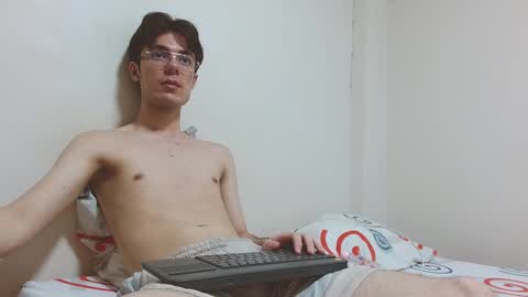 Snapshot of blakeshatter chatting on 01.14.25 blakeshatter online show from 01.14.25