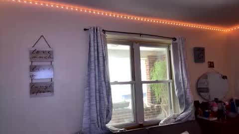 Snapshot of blaket2026 chatting on 11.10.25 blaket2026 online show from 11.10.25