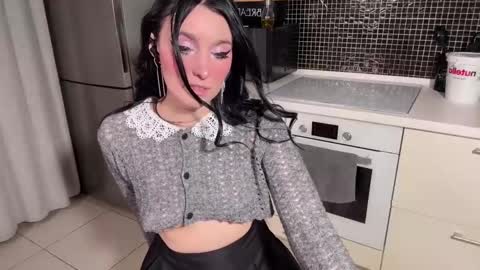 Snapshot of blancasuarez chatting on 09.29.25 MY VIDEOS THAT WILL MAKE YOU CUM -  online show from 09.29.25