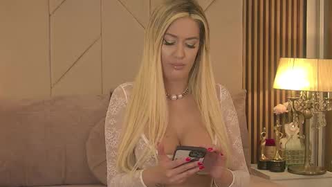 Blanche online show from 12.20.25