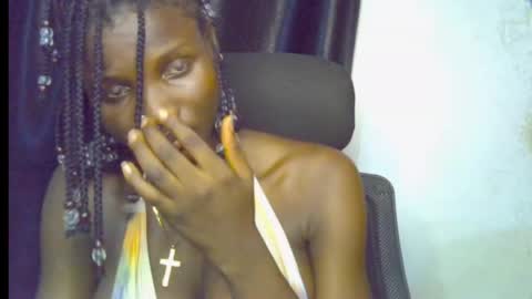 Snapshot of blaq_melanin chatting on 05.13.26 nikky00 online show from 05.13.26