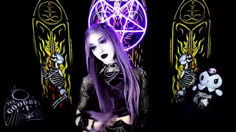 Snapshot of blasphemiangxrl chatting on 02.21.25 online show from 02.21.25