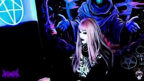 Snapshot of blasphemiangxrl chatting on 03.08.25 online show from 03.08.25