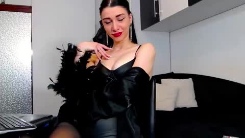 Snapshot of blazeamanda chatting on 09.25.25 Goddess Blaze online show from 09.25.25