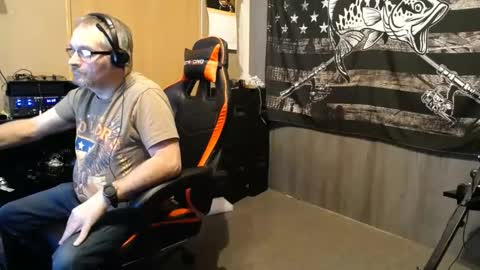 Snapshot of blazingslow chatting on 02.01.25 blazingslow online show from 02.01.25