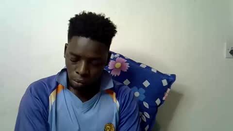 Snapshot of blesse_mixed chatting on 10.23.25 Black brown online show from 10.23.25